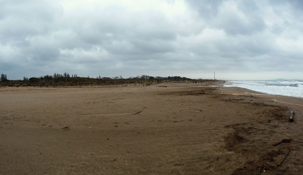 Plage de la Riviérette..... Vue vers PortiragnesPlage, Vi… Flickr