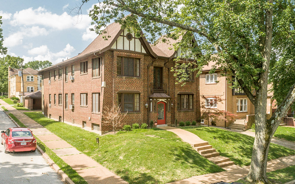 7300 Lindell reshoot Erker Realty (35 of 58) Palladium Properties