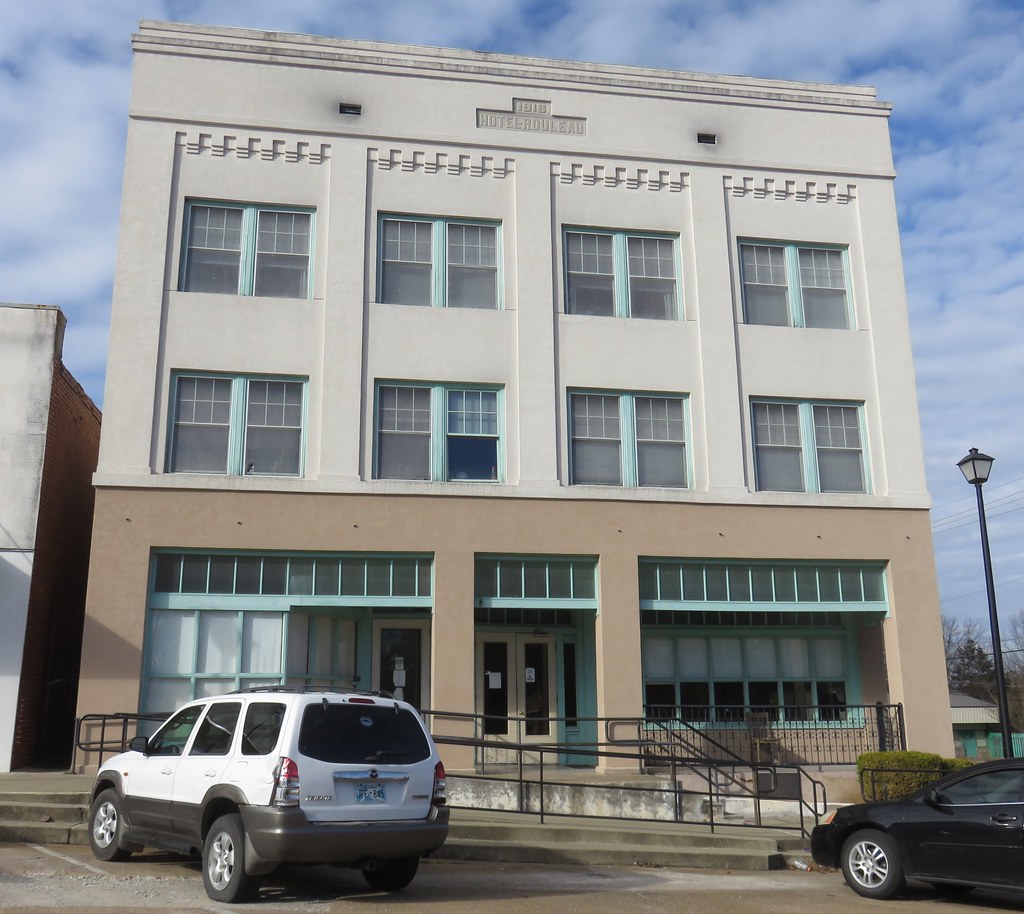 Rouleau Hotel (Idabel, Oklahoma) Built in 1916 using the d… Flickr