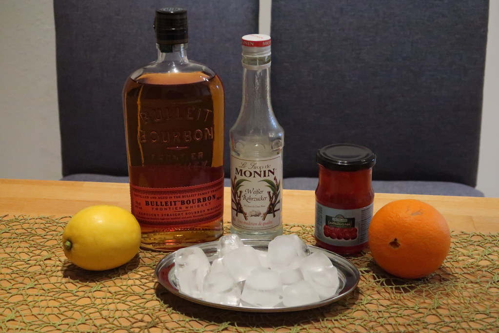 Zutaten für Whiskey Sour pro Glas 5cl Bourbon Whiskey, 3 … Flickr