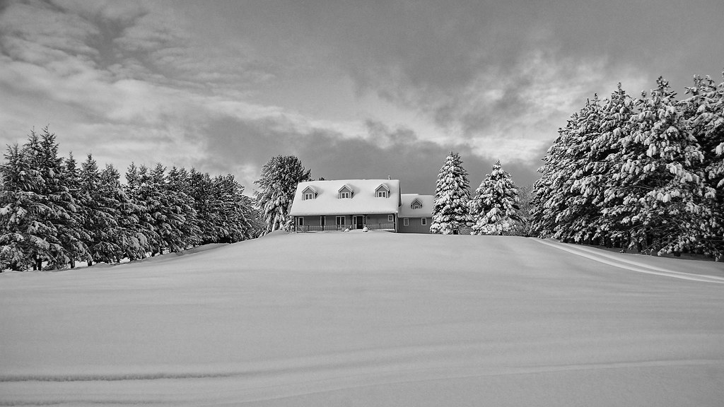 Winter magic / La magie de l'hiver Clarence Creek, Ontario… Flickr