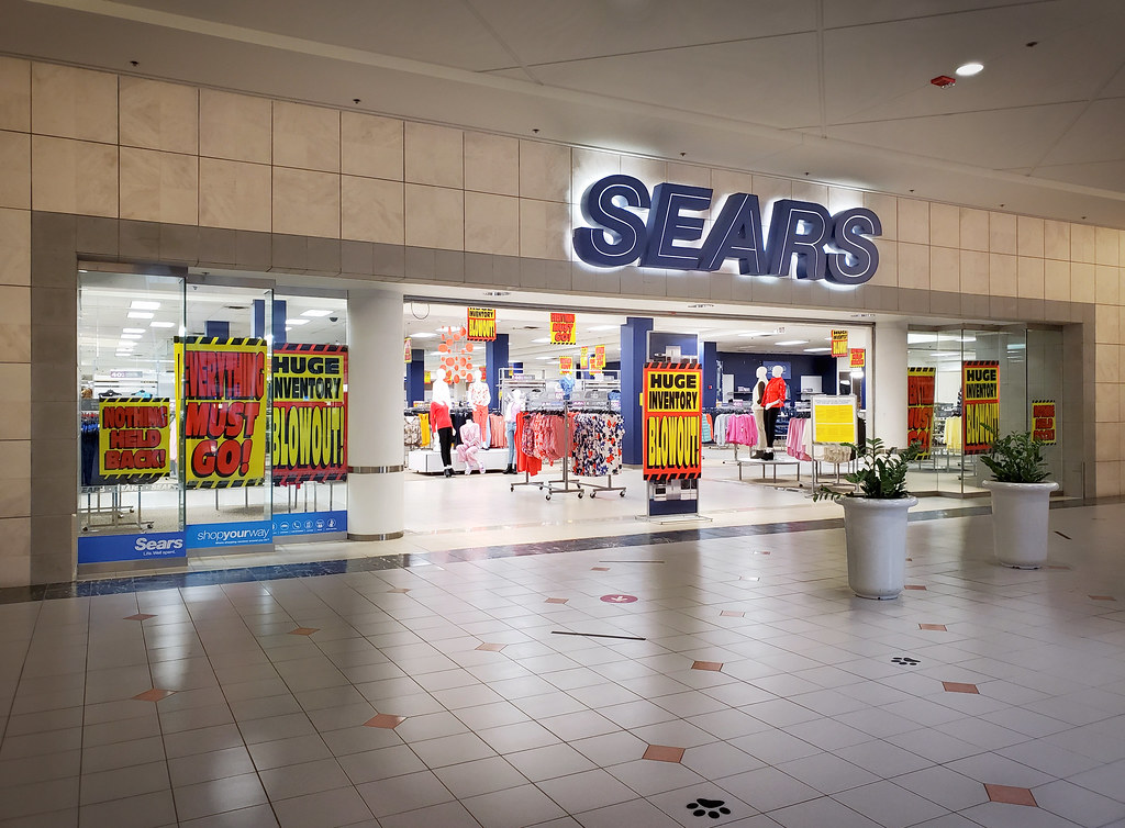 SEARS Closing at Solomon Pond Mall The Caldor Rainbow Flickr