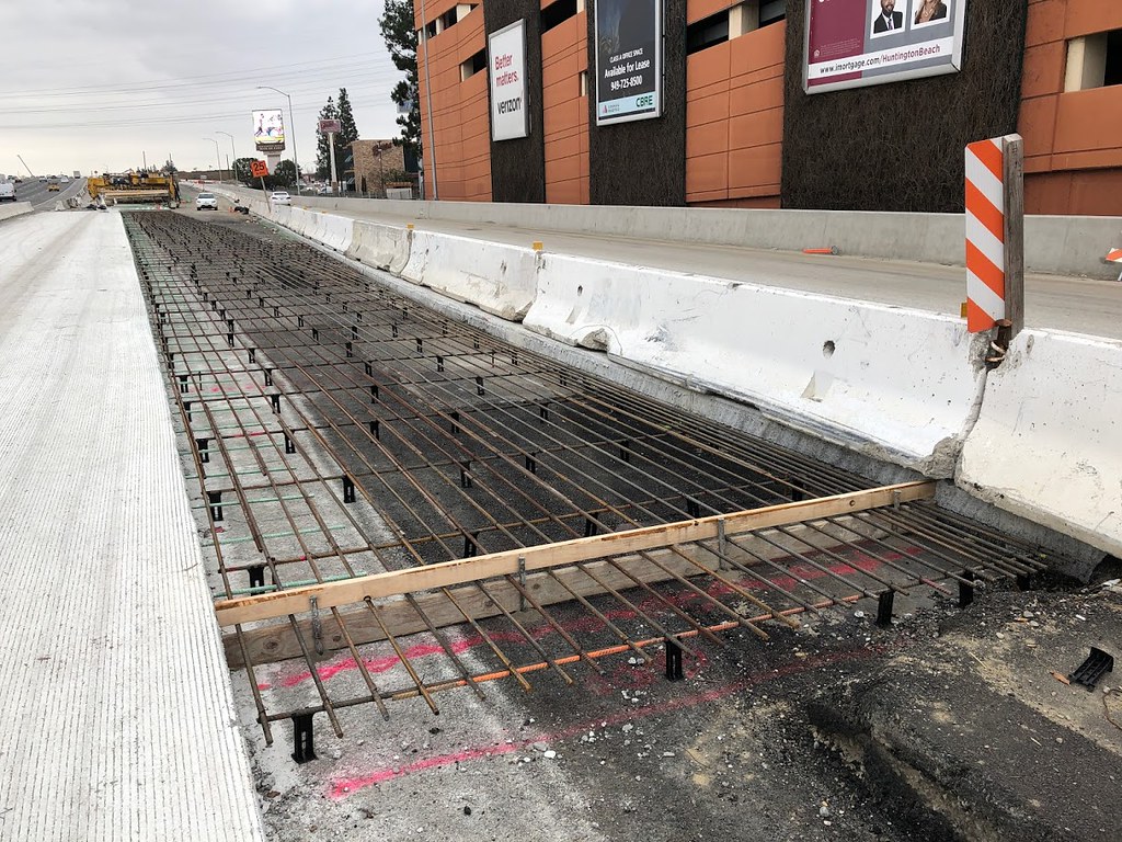 210209_RDW_HN_02_SB_405_ML_CRCP_rebar CMC I405 Flickr