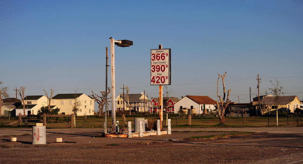 Port Bolivar, Texas The store that these gas signs belonge… Flickr