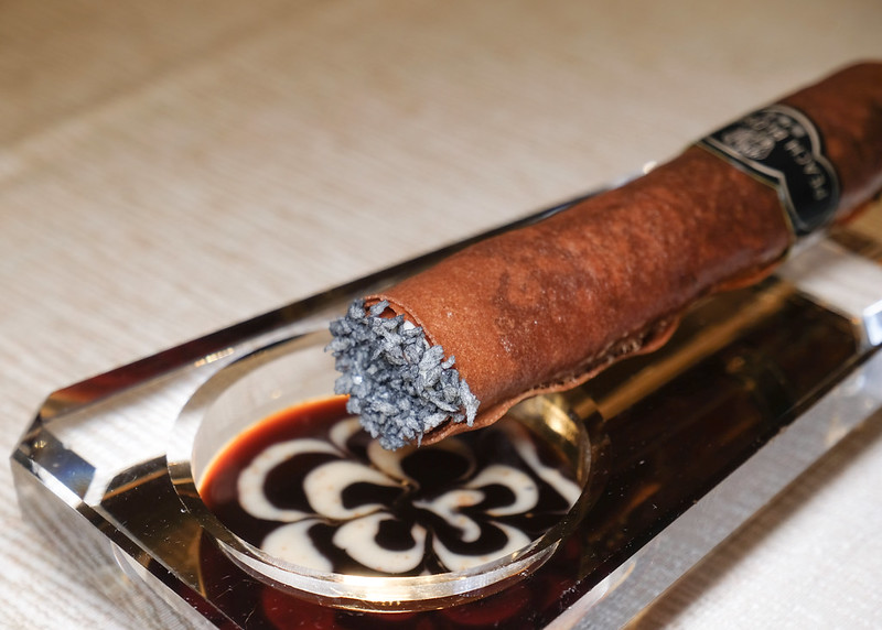 Review Peach Blossoms What to Order in This Aesthetically Pleasing