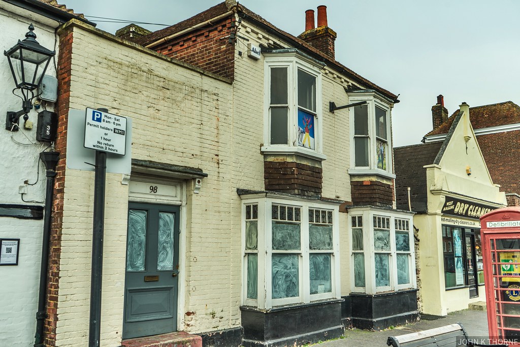 Thelmore House, 98 West Malling High Street Built in 1900.… Flickr