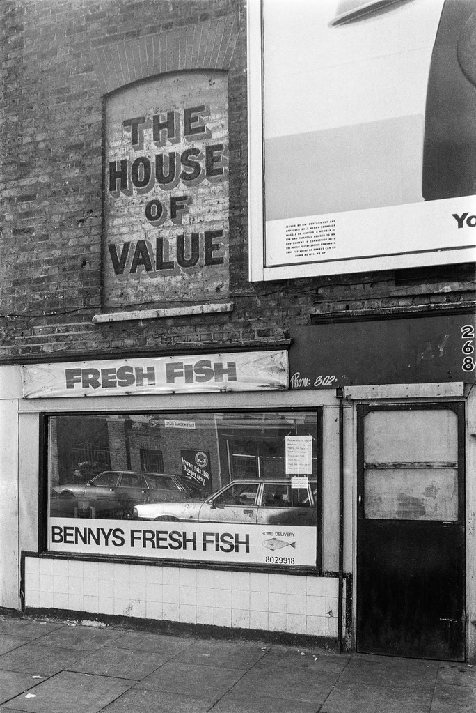 The House of Value, Ravensdale Rd, Stamford Hill, Hackney,… Flickr