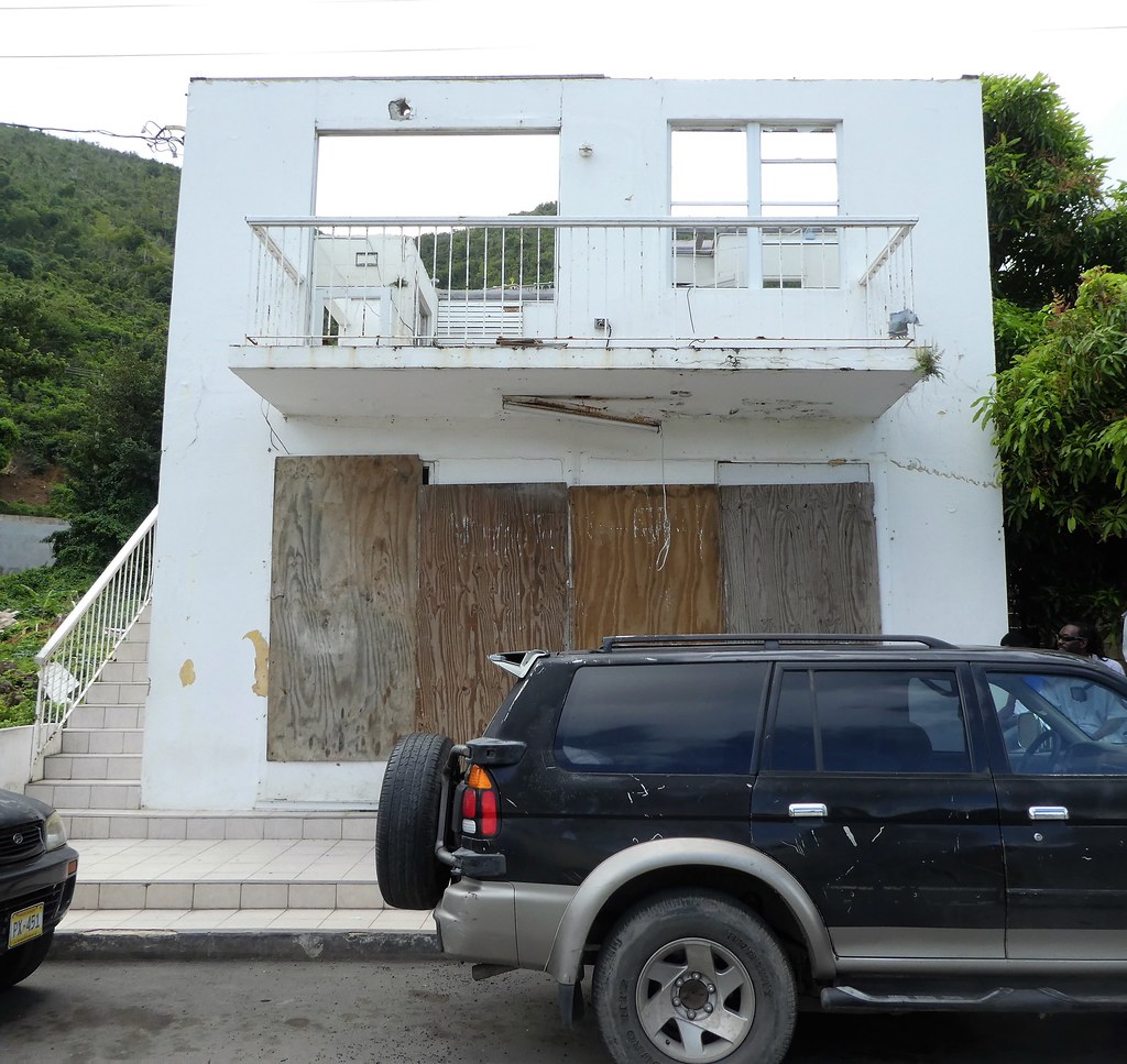 Road Town, Tortola, BVI Hurricane Damage I saw this aban… Flickr