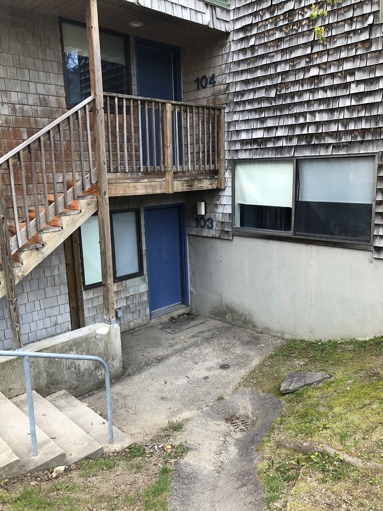 Plymouth State White Mountain Apt. Complex Basement Dorm Flickr