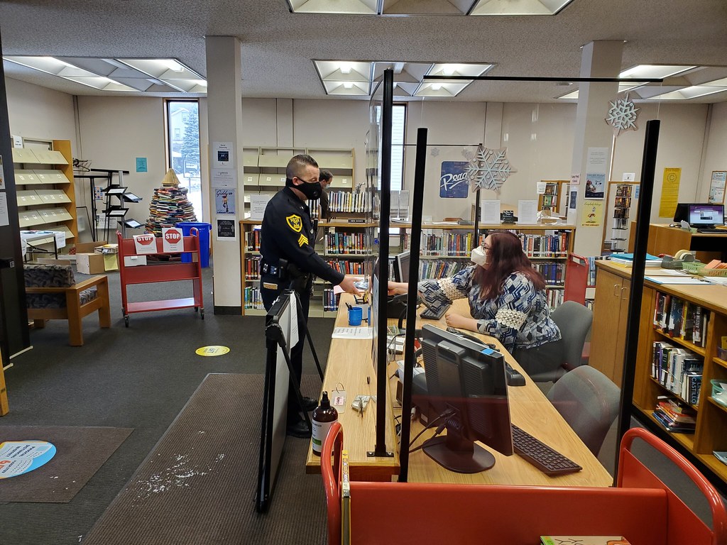Hazleton Police Officer Visits Library Jeffery Wagner … Flickr