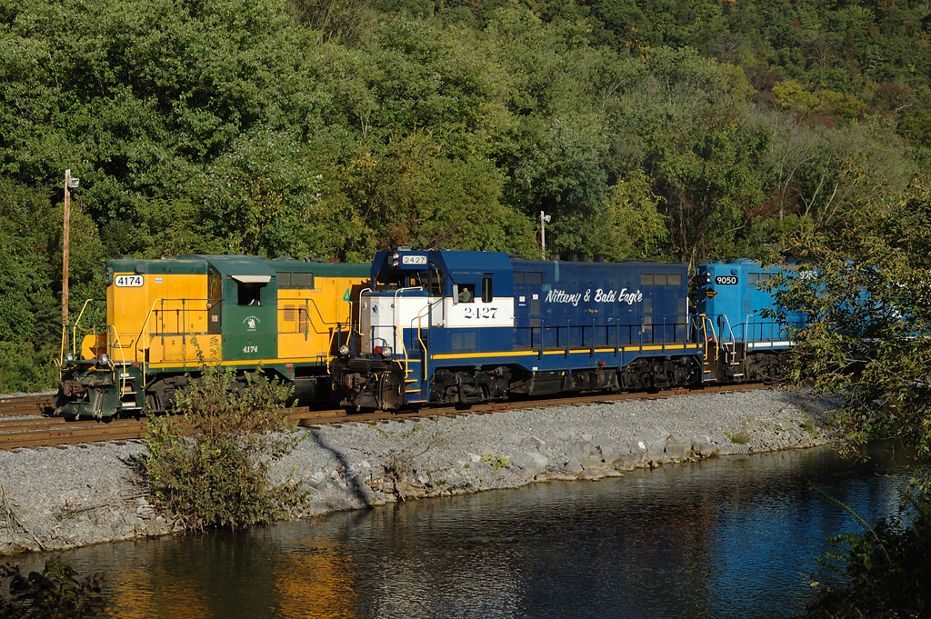Bellefonte, PA Nittany & Bald Eagle Railroads morning job … Flickr