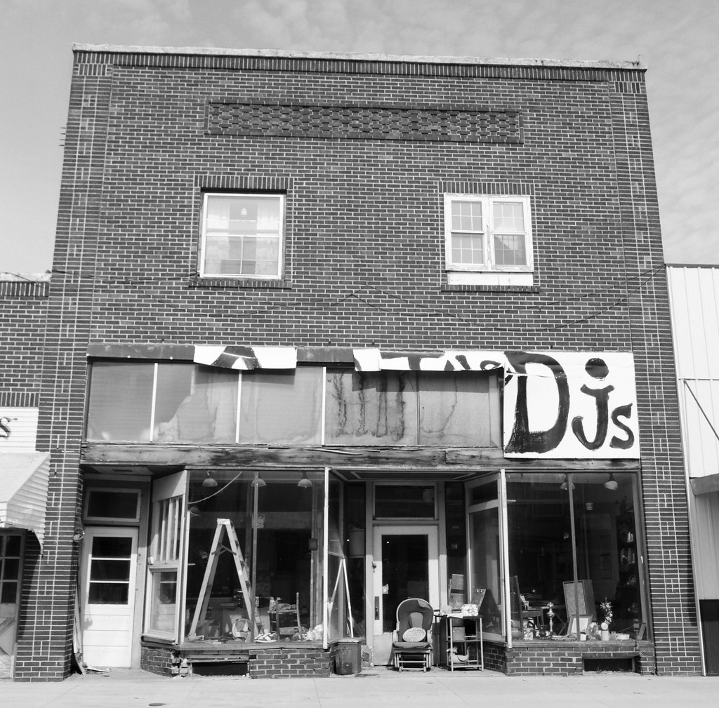 0002679905 Downtown Erskine, Minnesota Andrew Nyhus Flickr