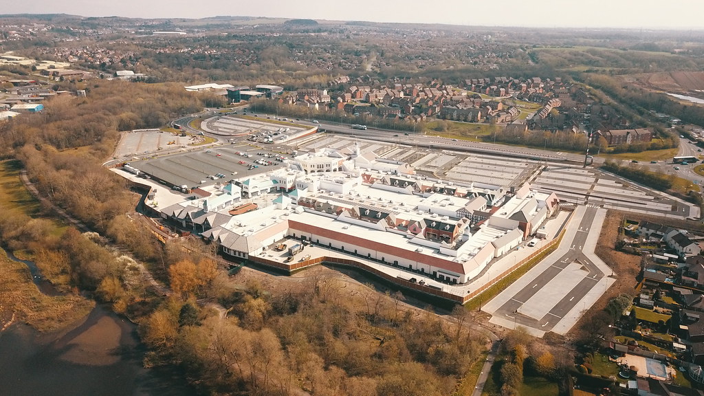 Mcarthur Glen Designer outlet Village, Cannock DCIM\103MED… Flickr