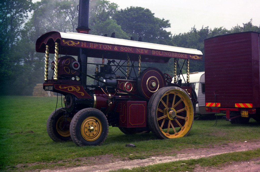 humb small traction engine hawerby park laceby 1979 JL Flickr