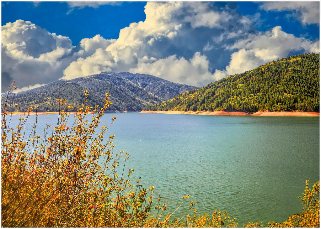 Palisades Reservoir Palisades Dam is an earthfill dam on … Flickr