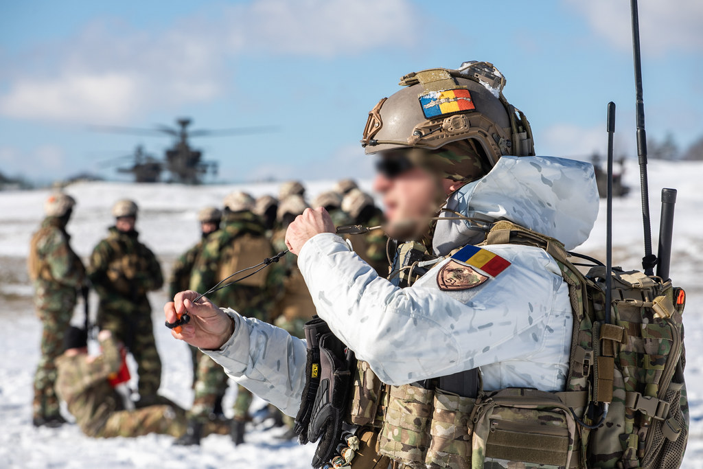 210213AJY390484 A Romanian Special Forces JTAC adjusts … Flickr