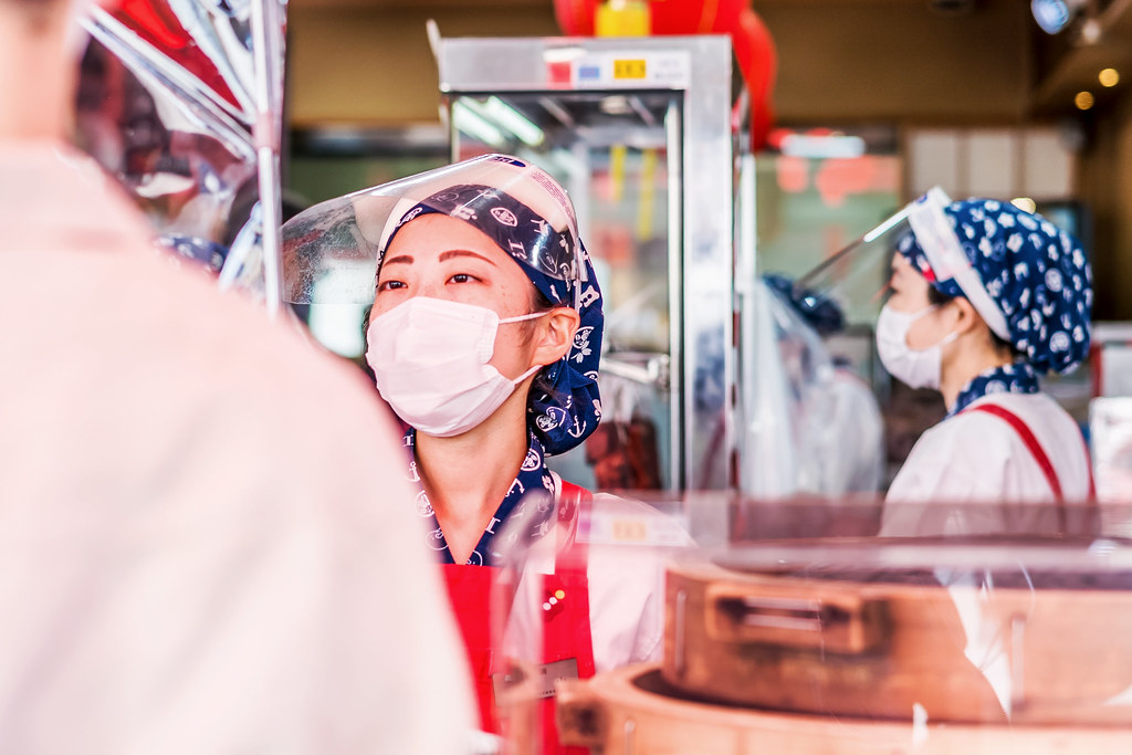 At Edosei (meat bun shop) 江戸清（肉まん屋）にて a photo on Flickriver