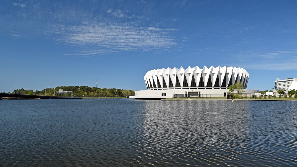 Hampton Coliseum [03] The Hampton Coliseum, a multipurpos… Flickr