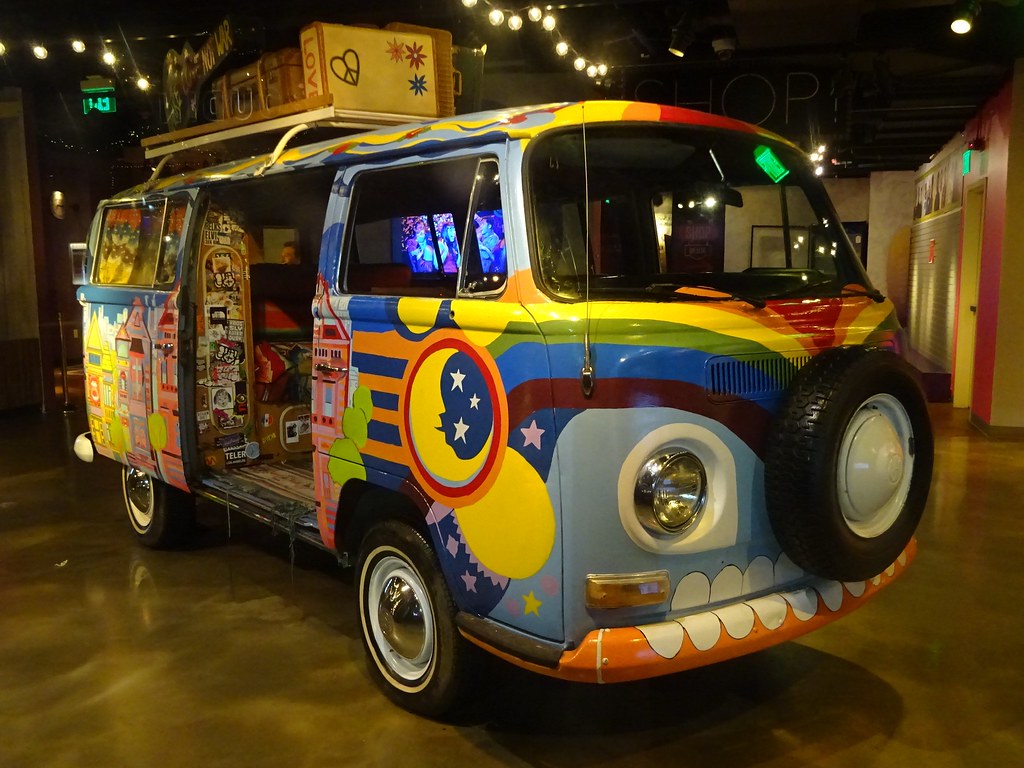 San Francisco Hippie Bus a photo on Flickriver