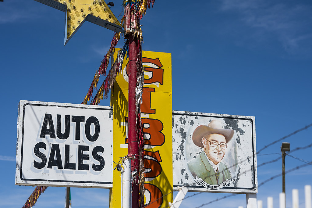 Gibson Auto sign Commercial signage for a car dealer (stil… Flickr