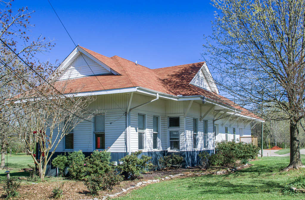 Alabaster, AL train station Former L&N station is now loca… Flickr