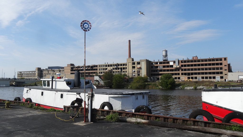 Hamilton Mfg Co, Two Rivers, WI (3) Two Rivers, WI (Manito… Flickr