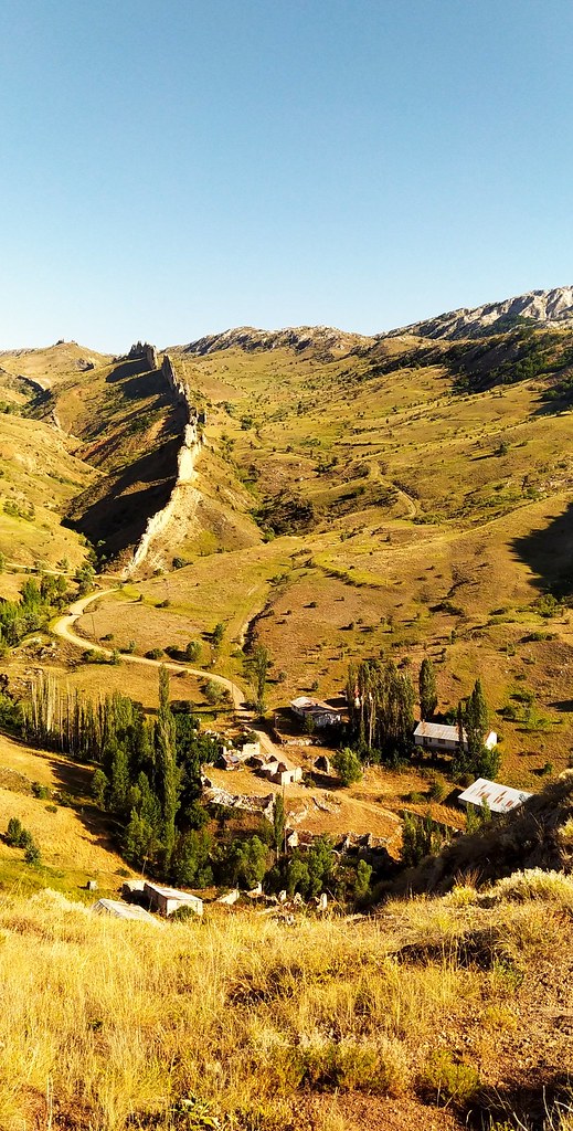 Old Lands 🌾 Öznur Yılmaz Flickr