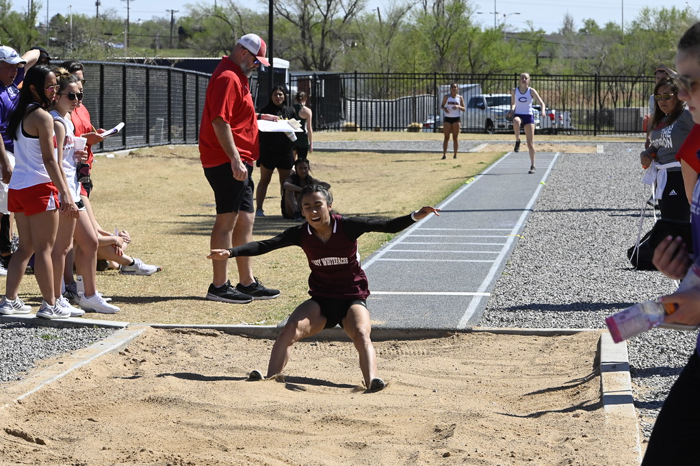 District Track 4821 Shot by Venie McDaniel Flickr