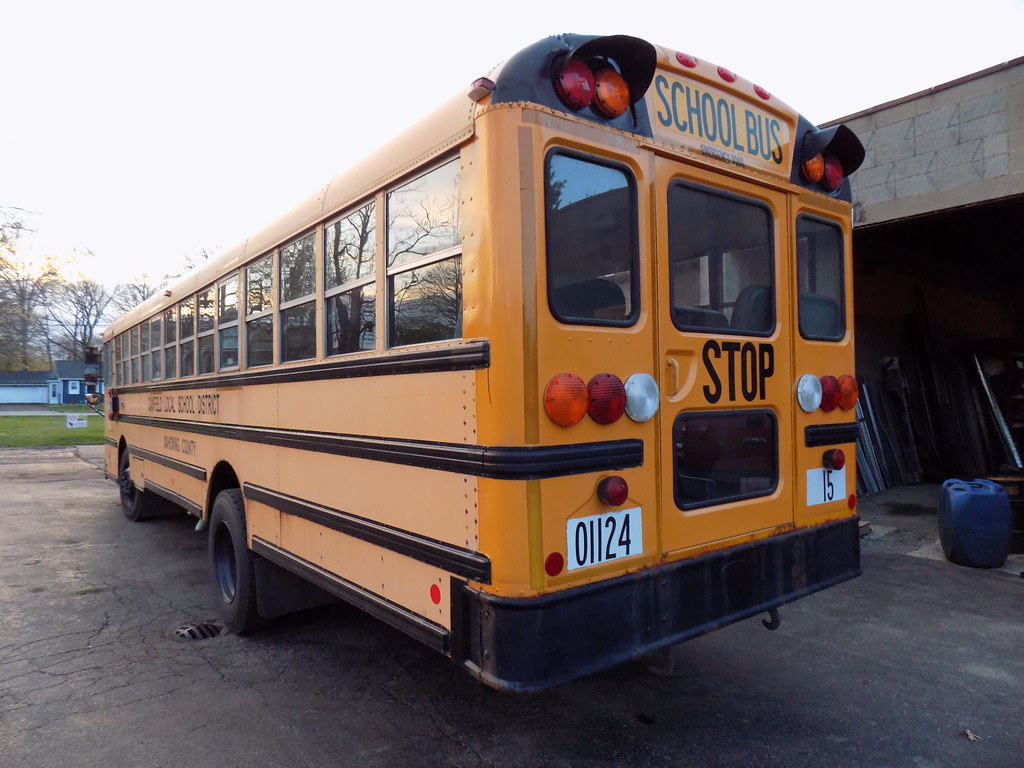 Canfield Local School District 15 (2) Bus lot Canfield, … Flickr