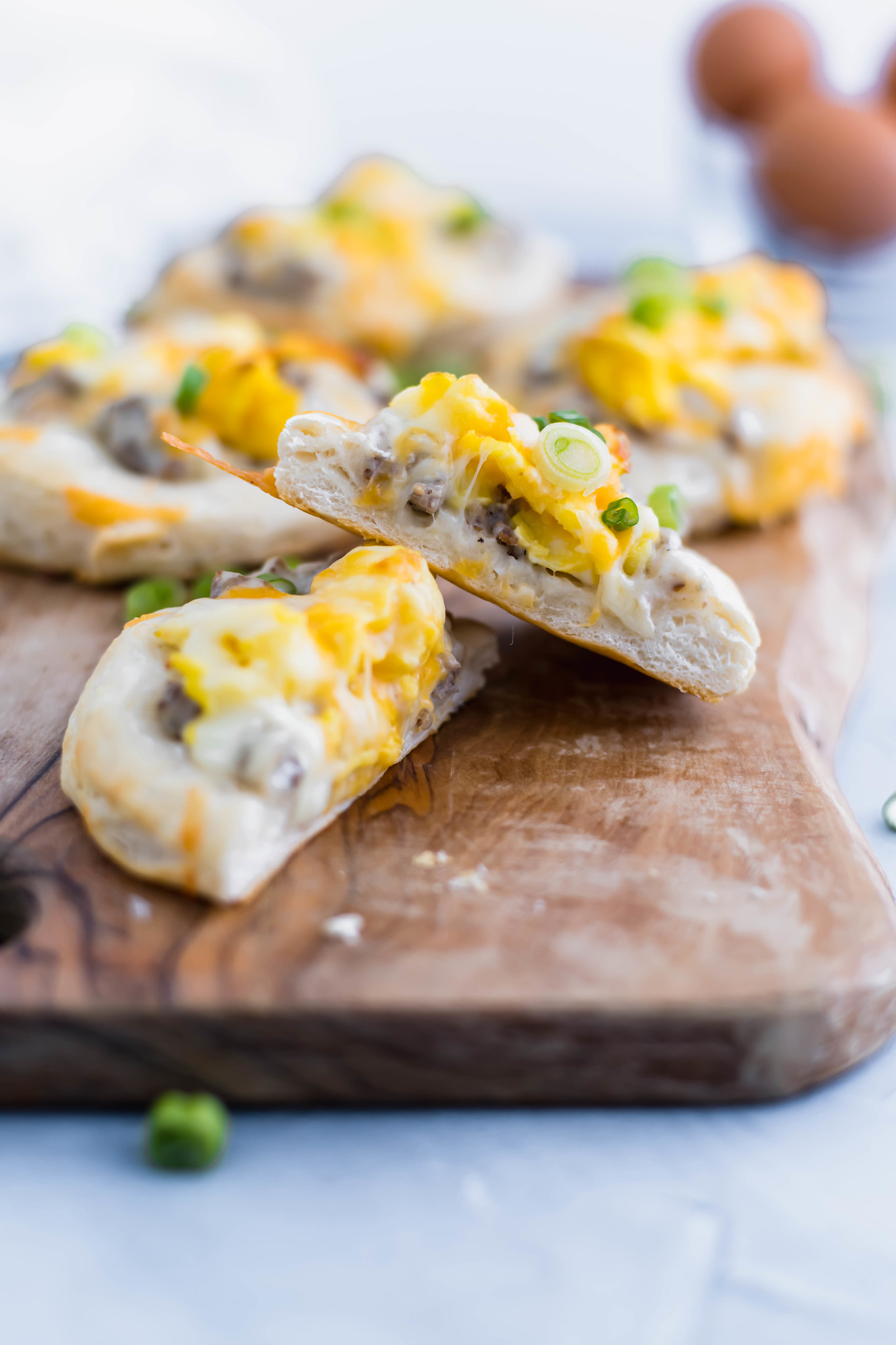 Mini Breakfast Pizzas Meg's Everyday Indulgence