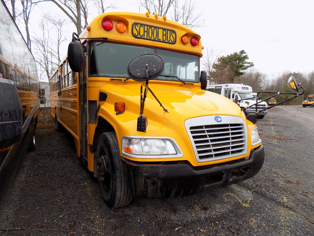 exHoosic Valley Central School 151 (3) Don Brown Bus Sale… Flickr