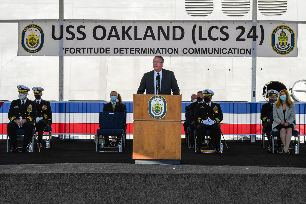 U.S. Navy littoral combat ship USS Oakland joins the fleet