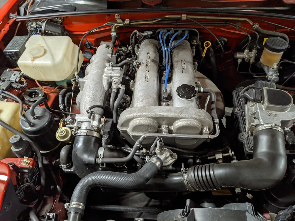 1990 Mazda Miata 1.6L engine DOHC | Oil change time, 295,639… | Flickr