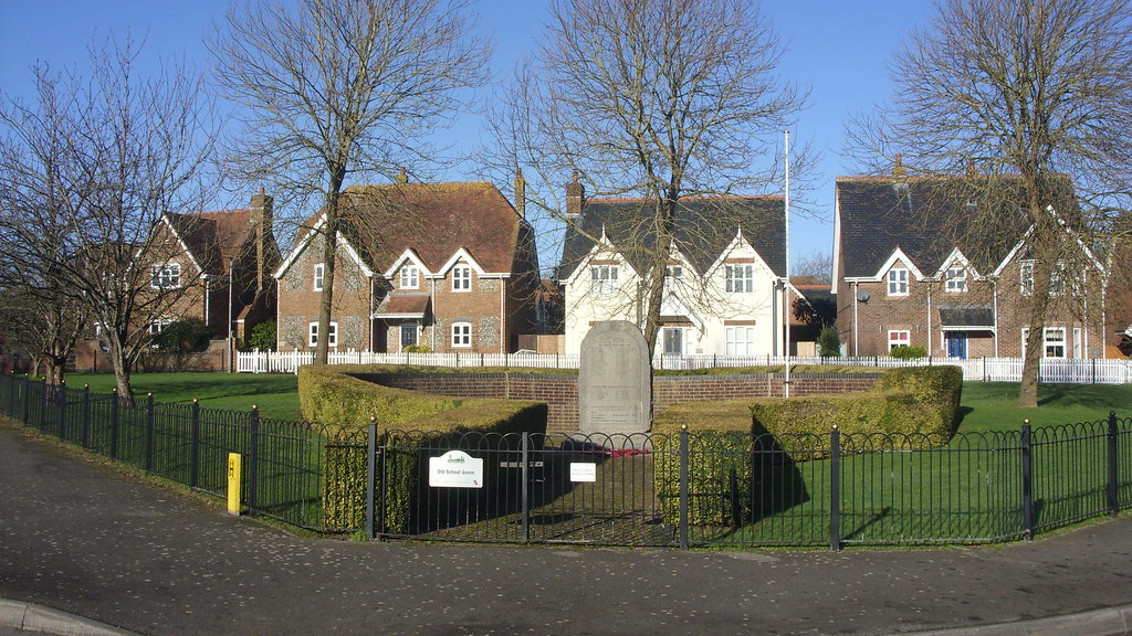 Lytchett Matravers, Dorset Corner of Lime Kiln Road and th… Flickr