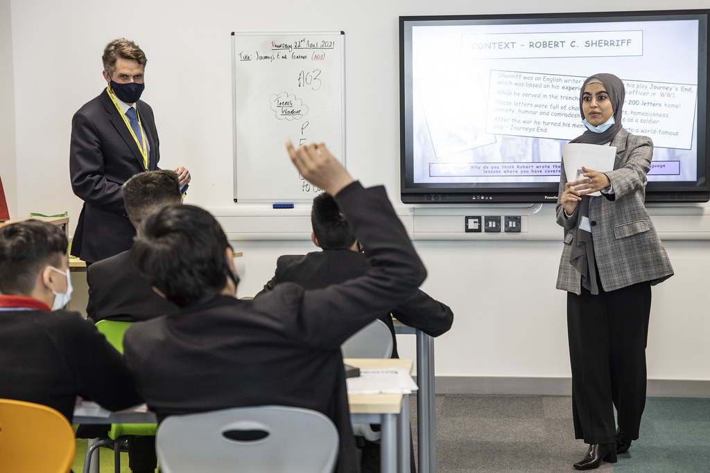 SoS Education Gavin Williamson Visits Hatch End High School a photo