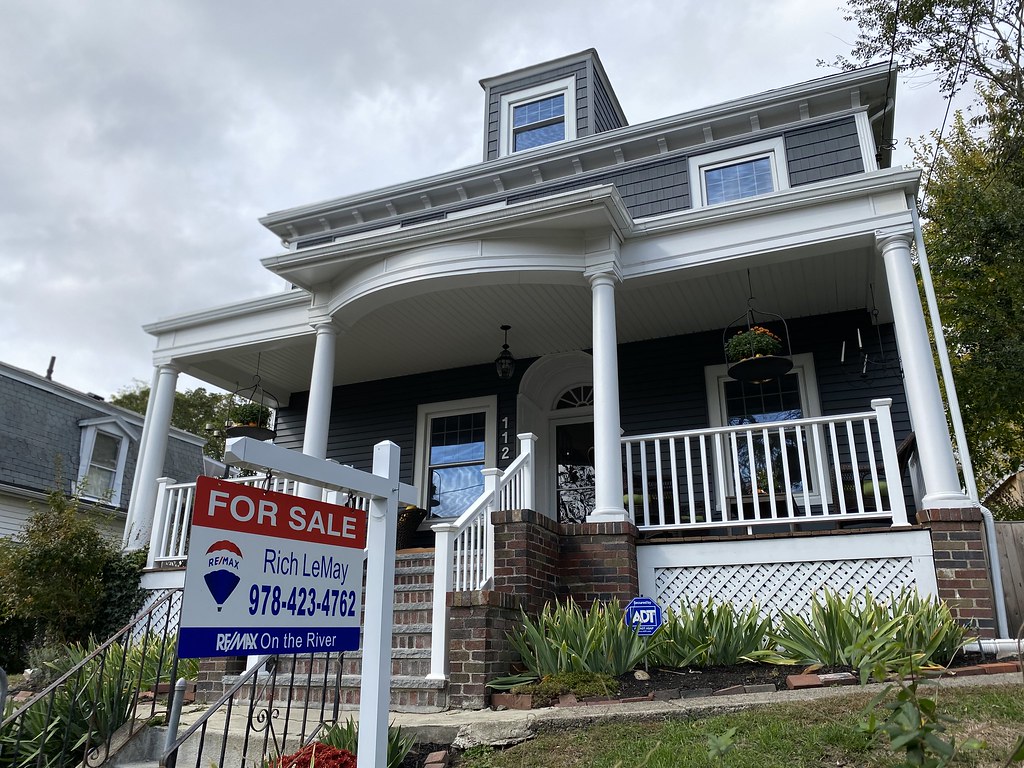 House for Sale in Chelsea House for sale, with "for sale" … Flickr