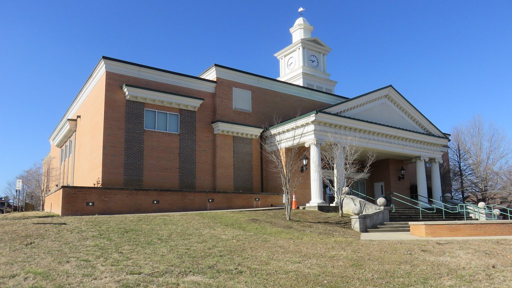 McCreary County Courthouse (Whitley City, Kentucky) Flickr