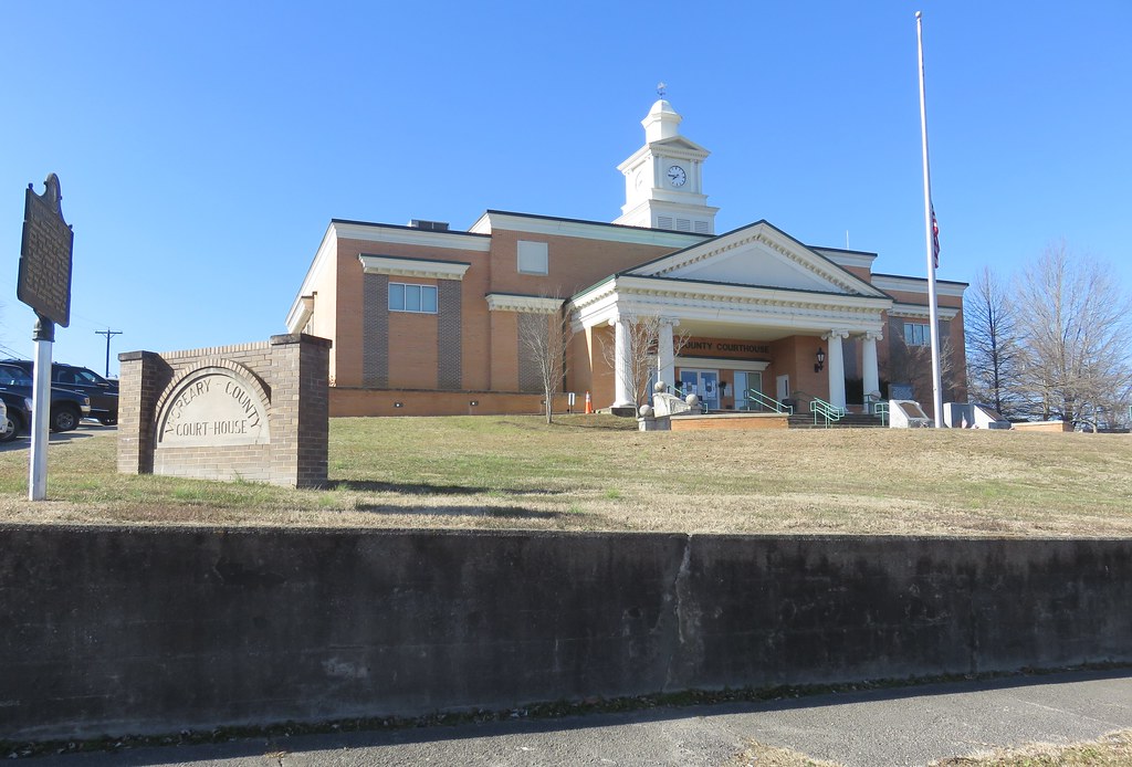 McCreary County Courthouse (Whitley City, Kentucky) Flickr