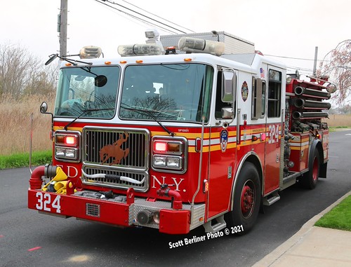 FDNY ENGINE COMPANY 324 | Scott Berliner | Flickr