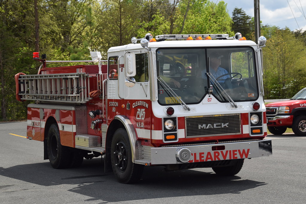 DSC_0050 Farmville (VA) Fire Dept. 150th Anniversary Parad… Flickr