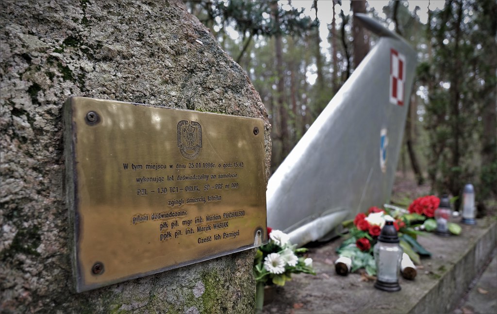 1996 Plane Crash Memorial a photo on Flickriver