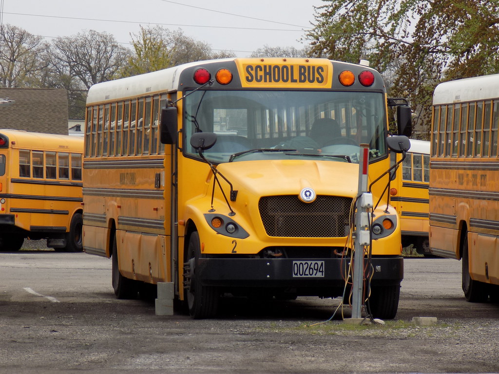 Marion City Schools 2 (2) Bus lot Marion, OH Cincinnati NKY Buses