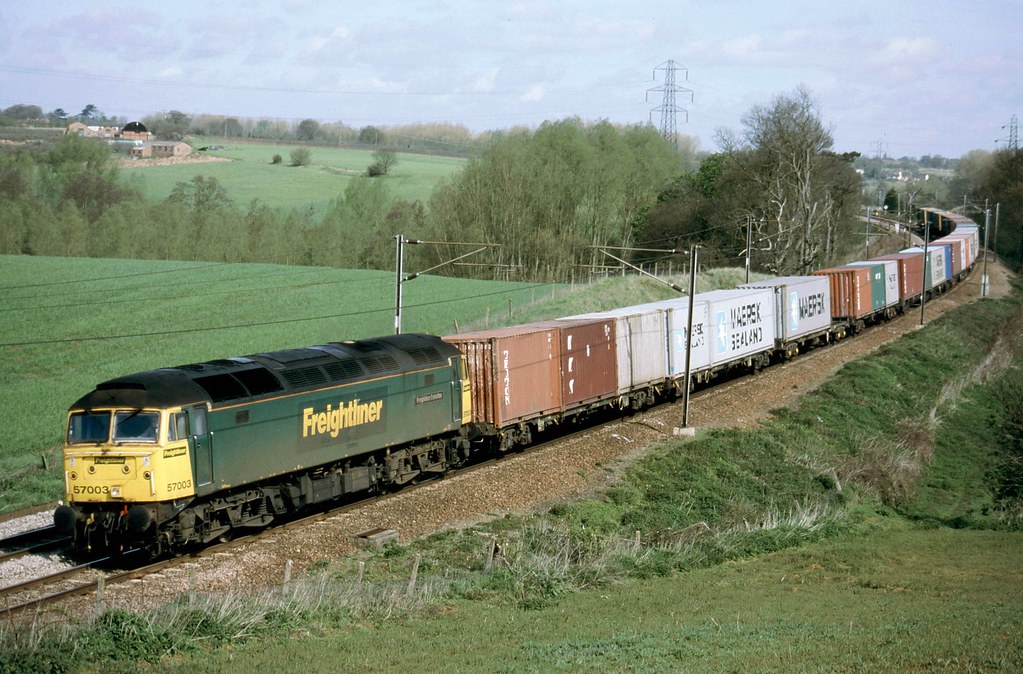 57003 57003 on 4R90, 1015 Ipswich Yard to Tilbury Riversid… Flickr