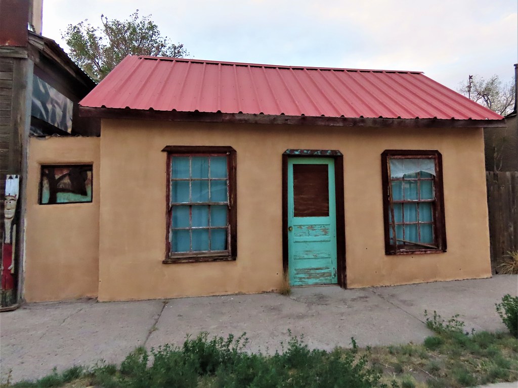 Carrizozo, New Mexico Thom Karmik Flickr