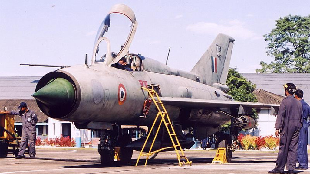 Adampur Aggressor Eduard MiG21FL PF/PFM) of the Indian