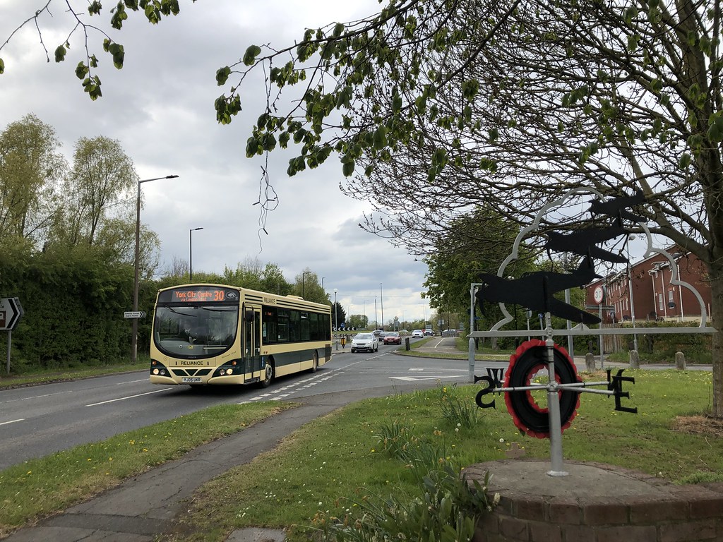 Reliance 1 YJ05UKR "Reliance First" The grand old number 1… Flickr