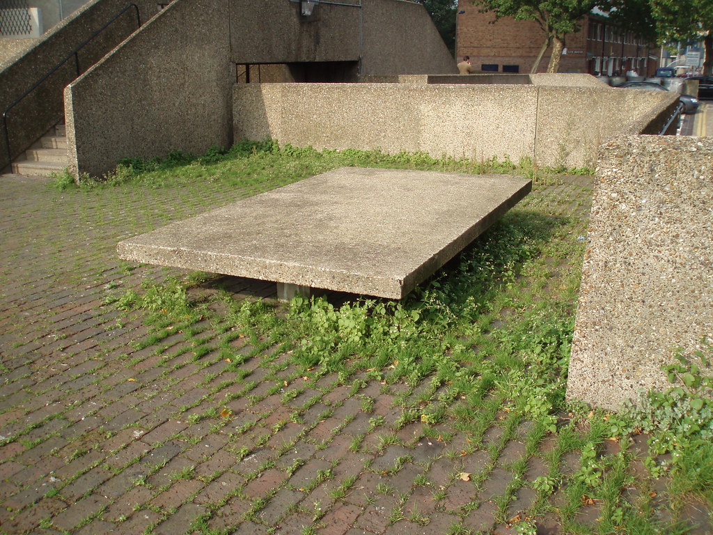 Solon Estate, playground, Ferndale, Lambeth. Flickr