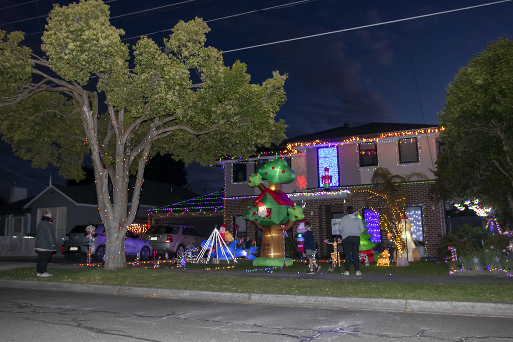 IMG_5310 Christmas lights in the suburbs John Nuske Flickr