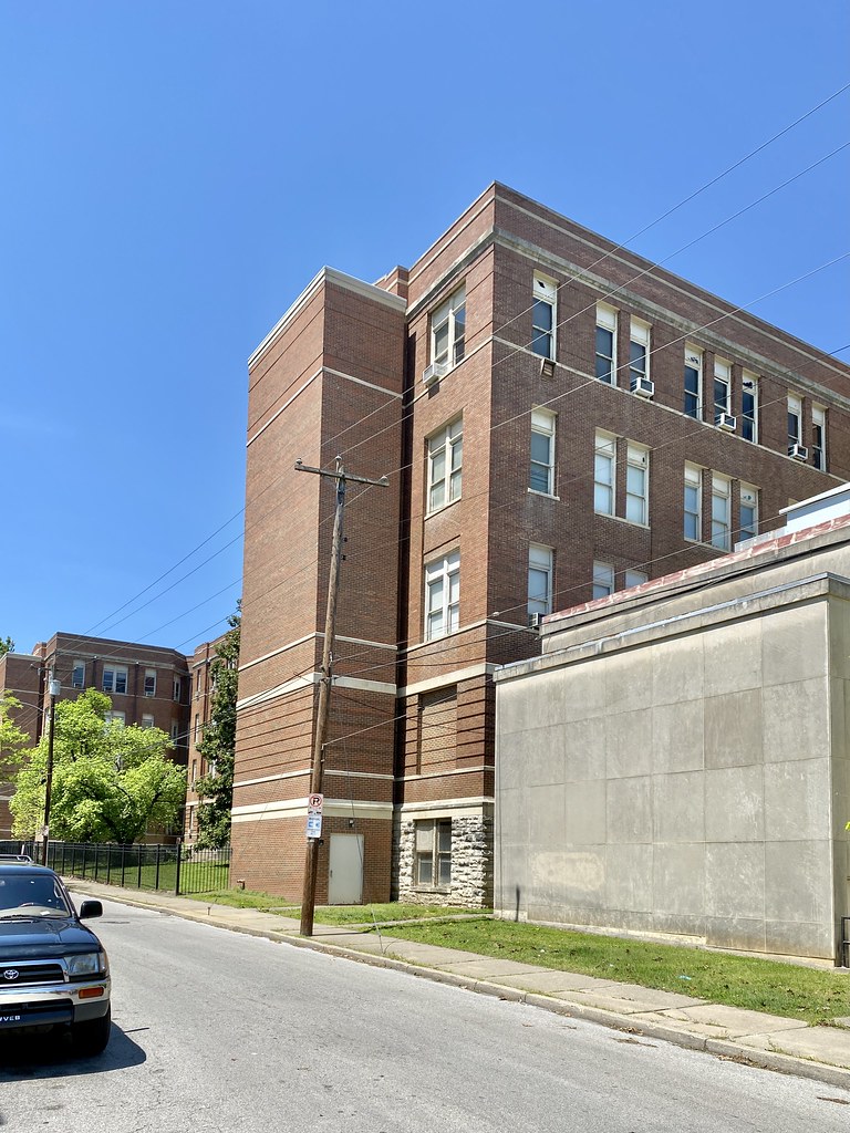 Old St. Elizabeth Hospital, 21st Street, Wallace Woods, Co… Flickr