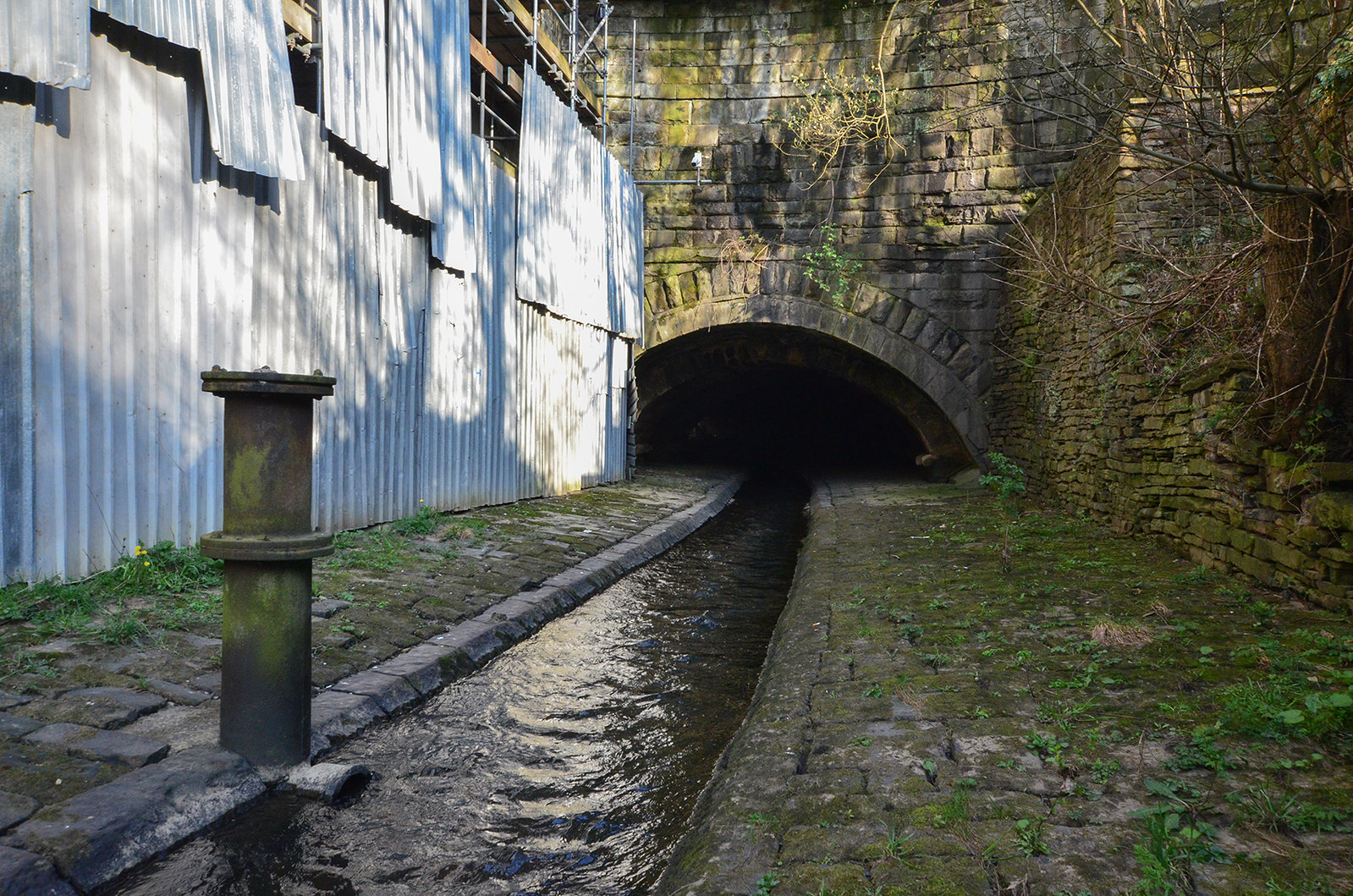 Report Brun and Calder Culverts (Burnley, Lancashire, Apr, 2021